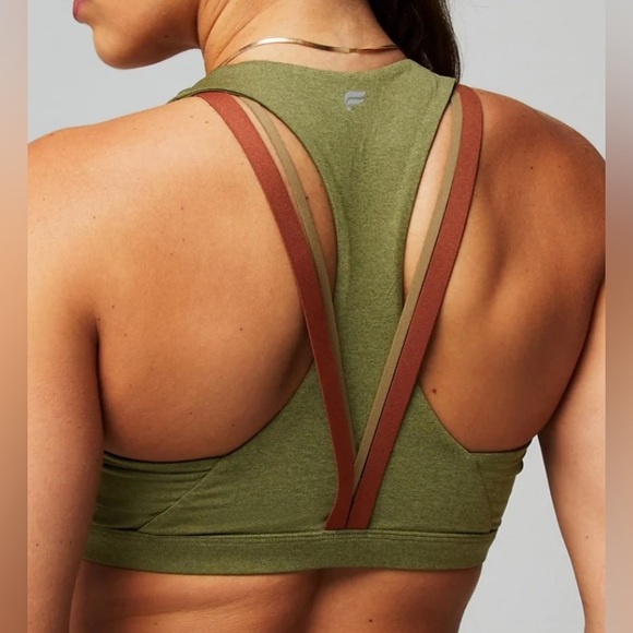 Fabletics Boost Medium Impact Sports Bra, Racerback Design, Green Sz. XL - Picture 1 of 14